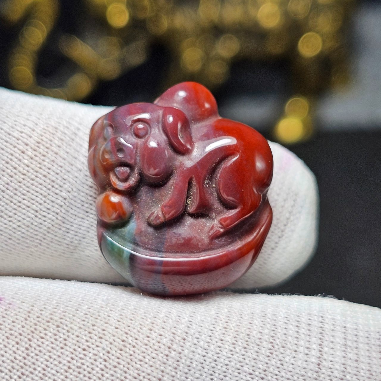  کاروینگ سنگ طبیعی سنگ خون معدنی کد 36297