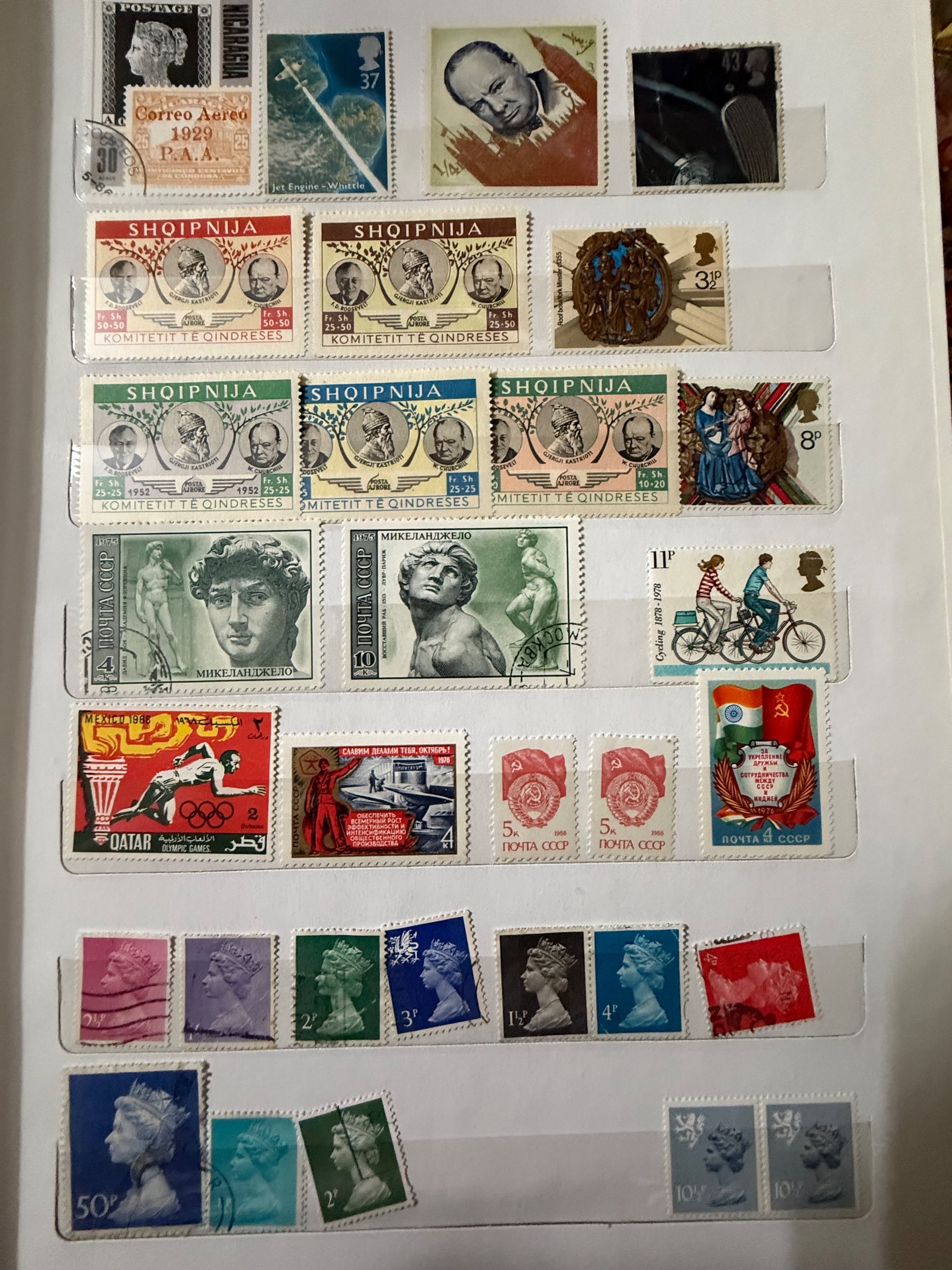 آلبوم تمبر قدیمی و کلکسیونی