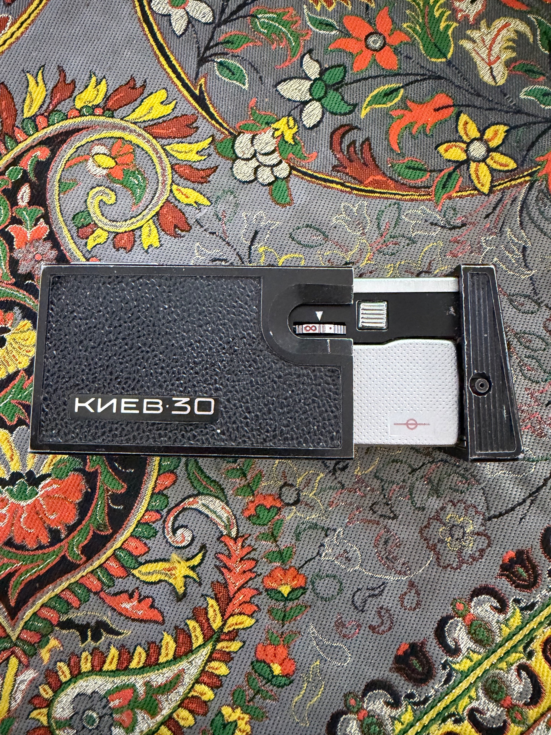 دوربین کلکسیونی KIEV