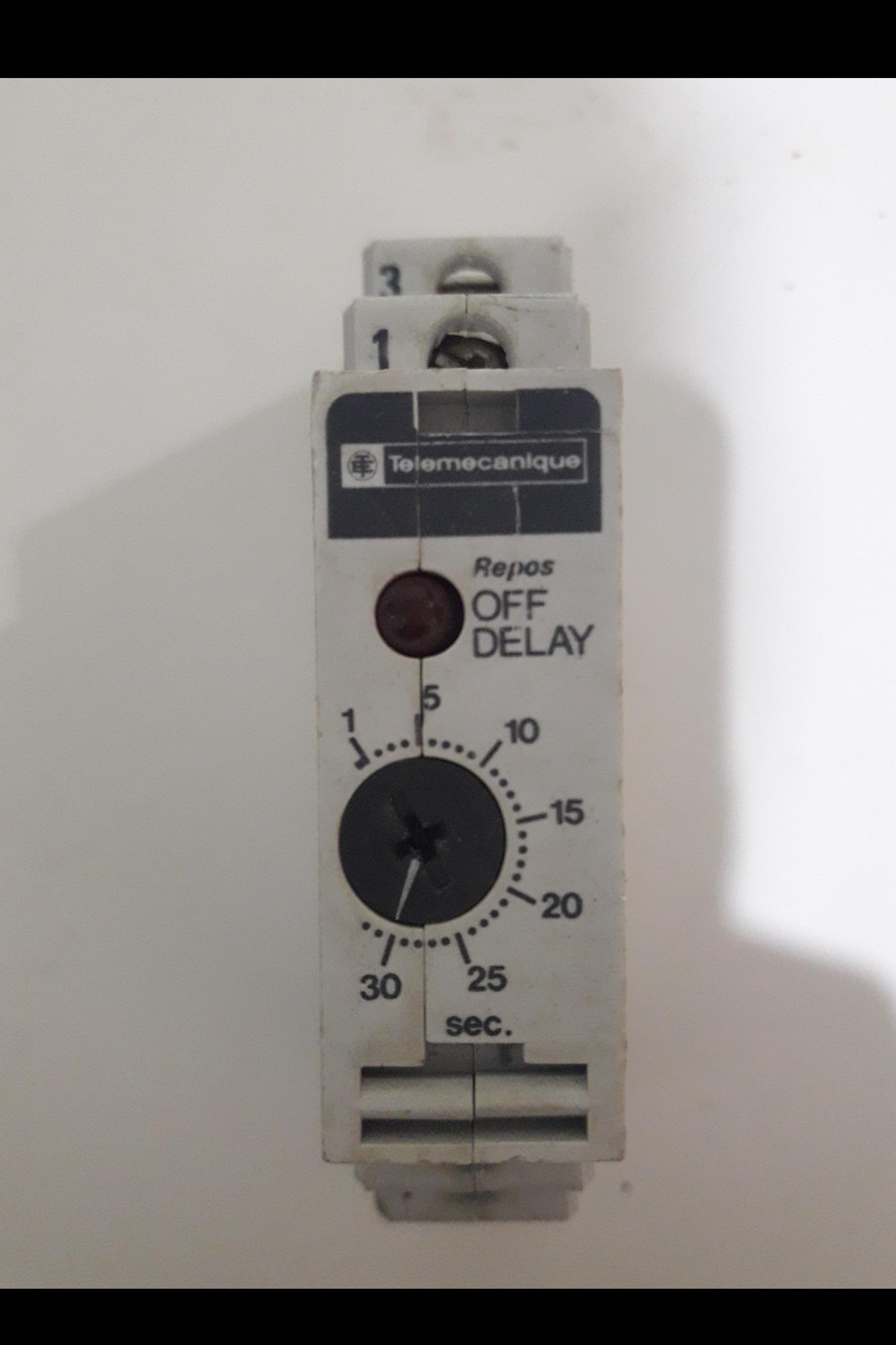 رله تایمری(مینیاتوری)نو اصل تله مکانیک فرانسه