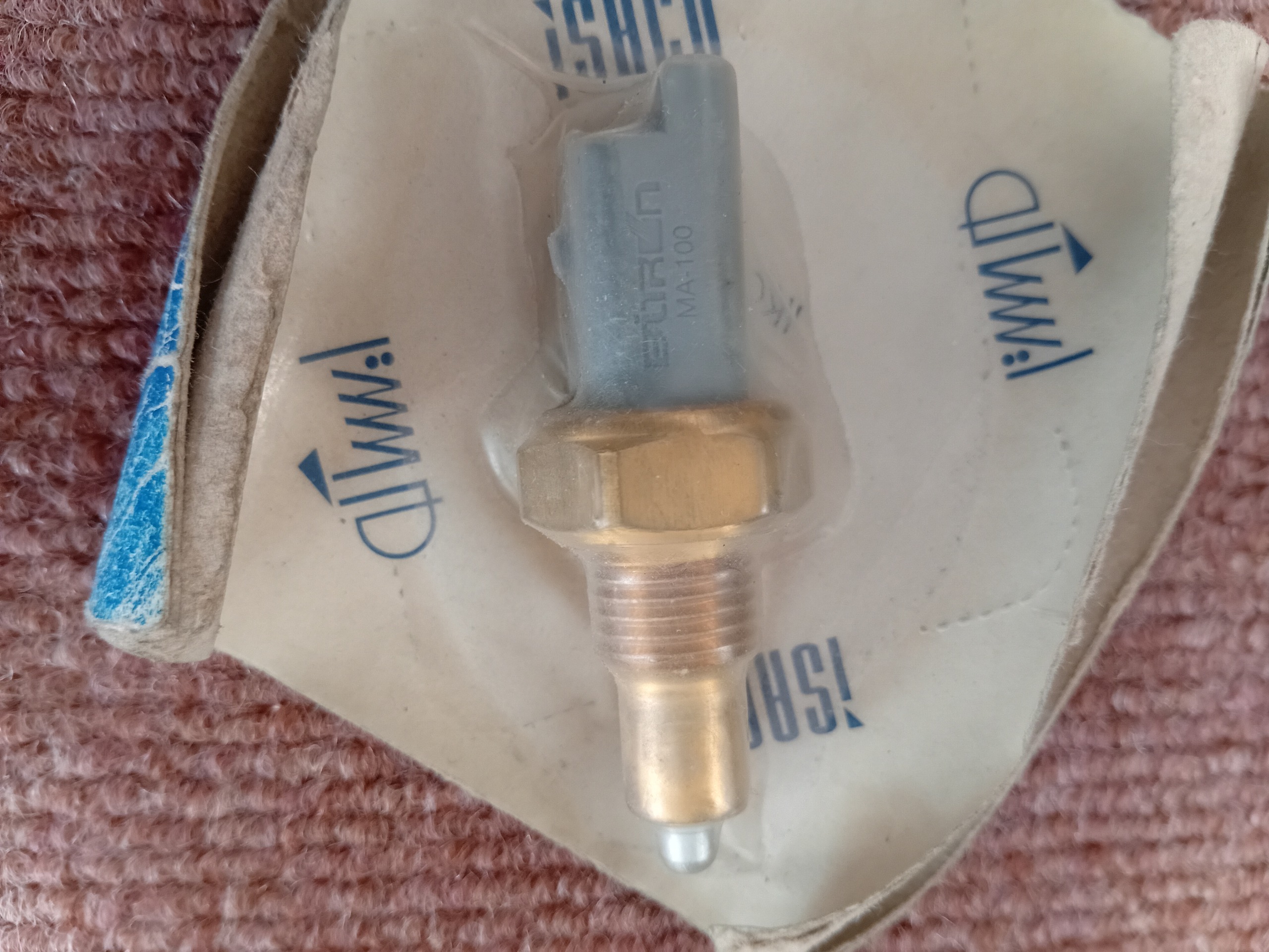 فشنگی دنده عقب 206 اصلی