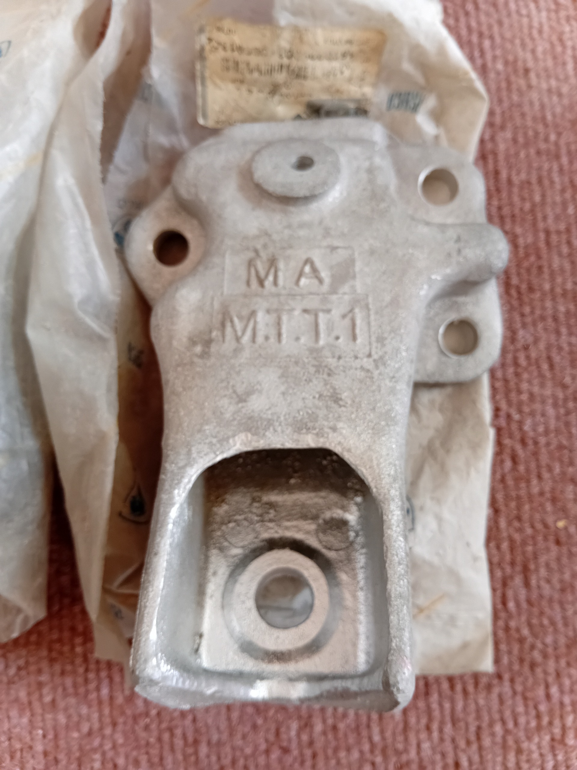 پنجه ای دسته موتور پژو 206