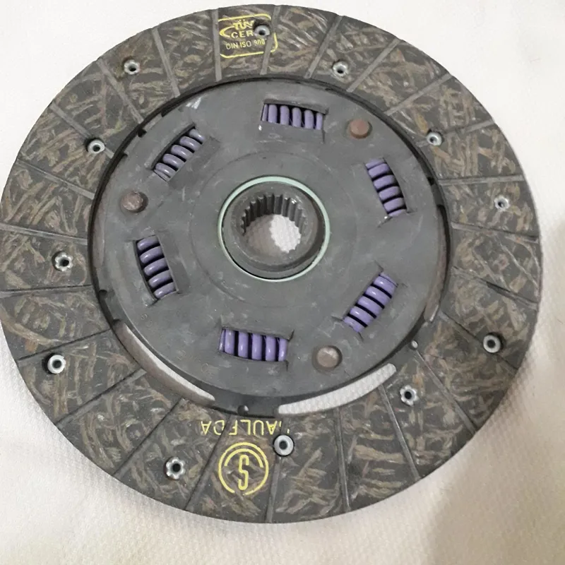 صفحه کلاج پیکان آرژانتینی