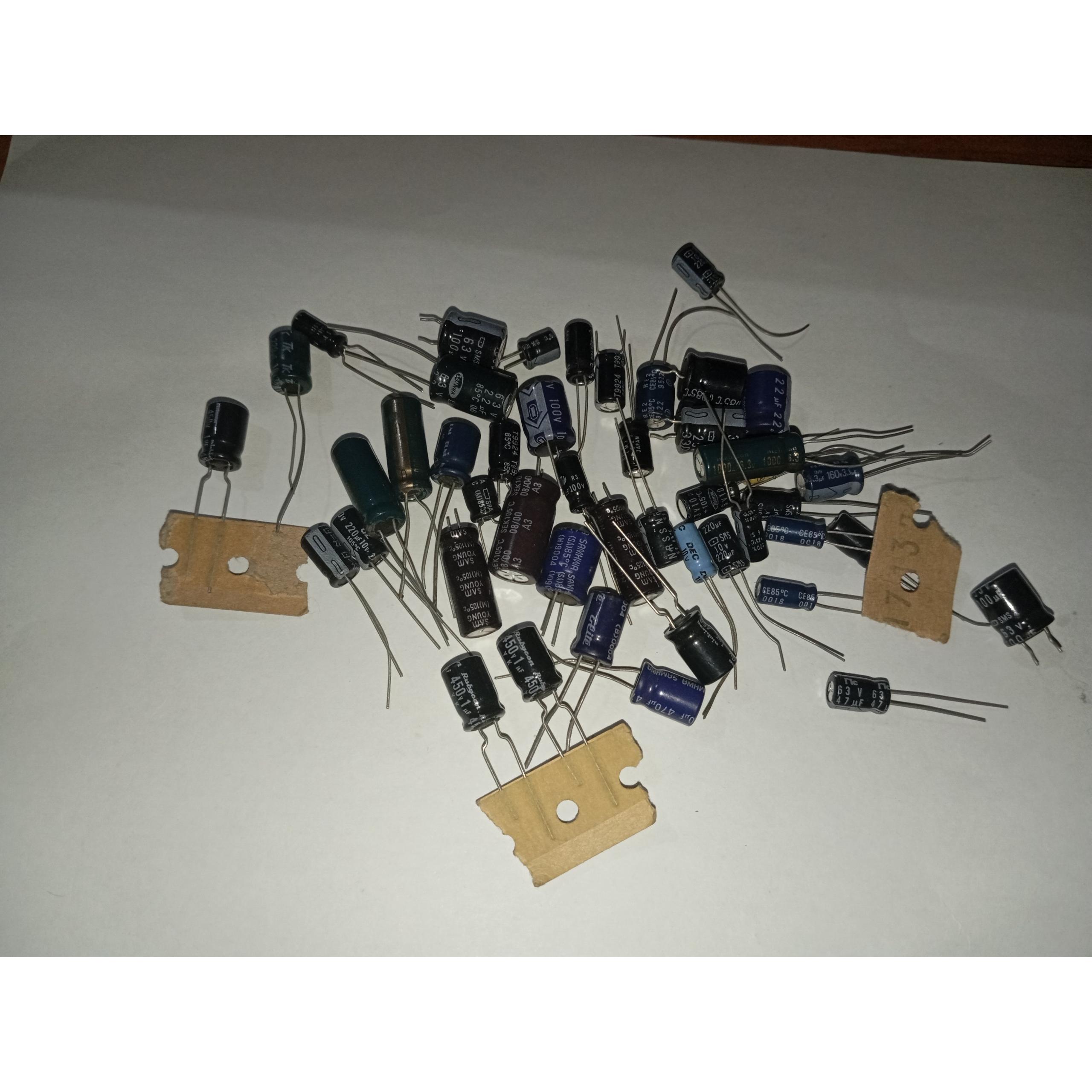 خازن در مدل های مختلف،  46 عدد باهم