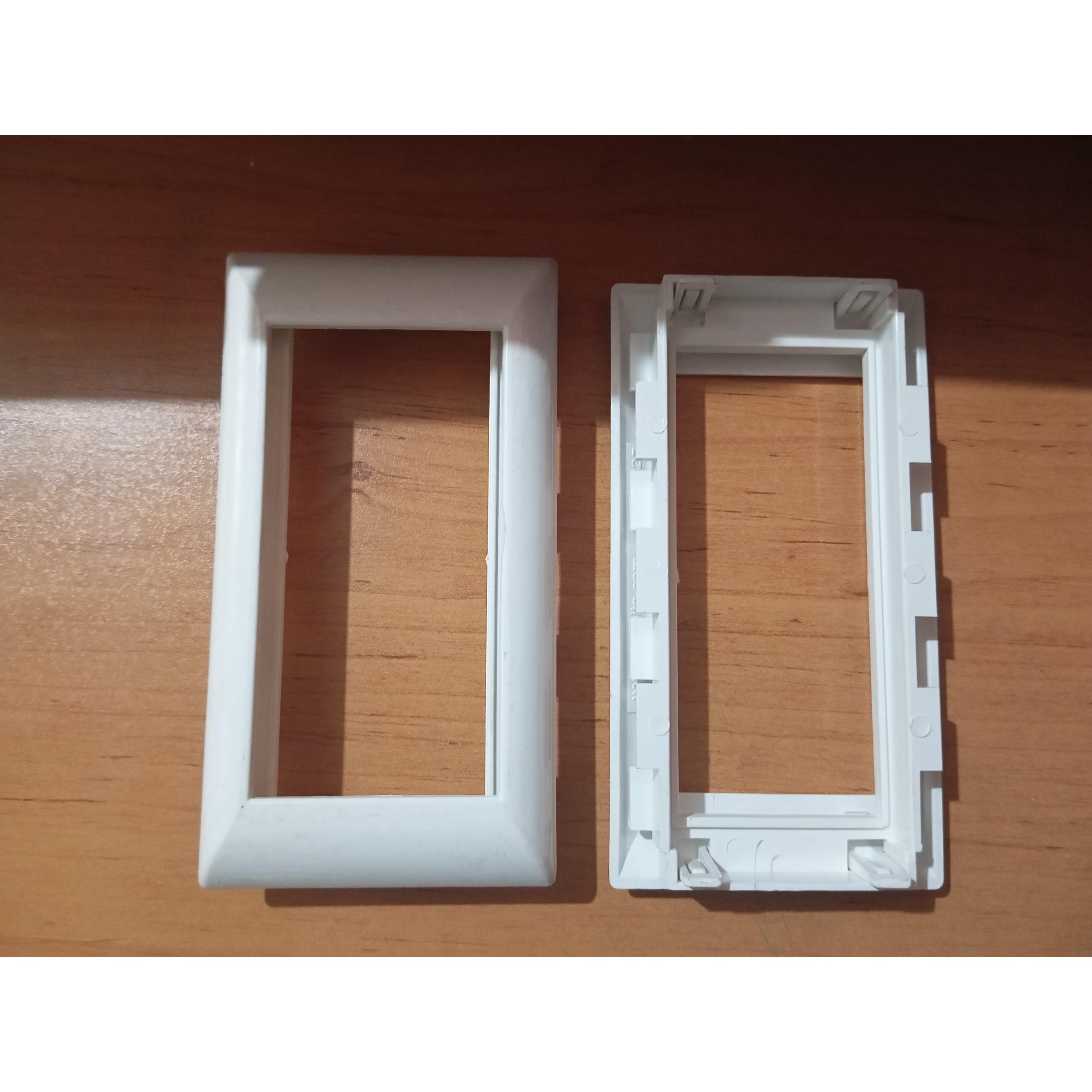 کادر ترانک 50در 80 سفید،  دو خونه ایی،  سوپیتا9