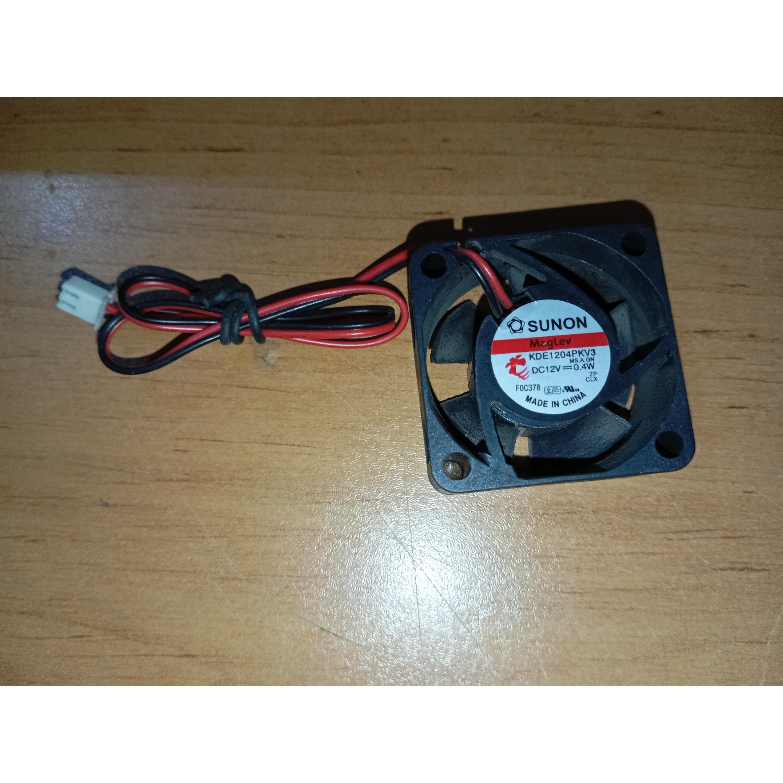 فن 4 در 4  ،  12 ولت...  0.4 وات