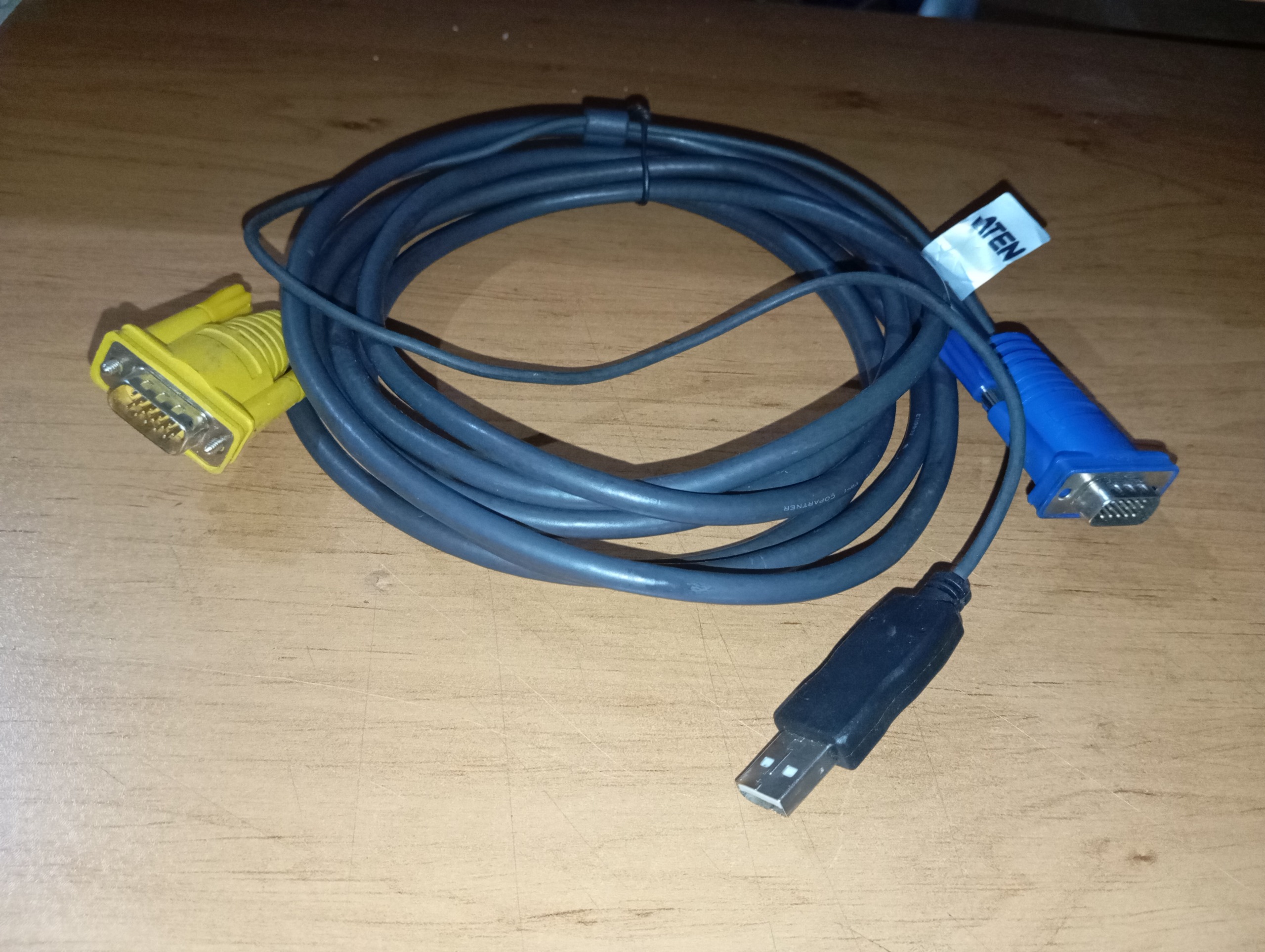 کابل VGA با یک ورودی USB