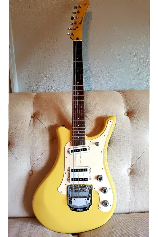 گیتار الکتریک یاماها