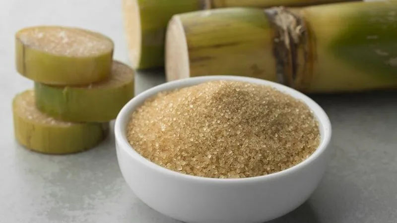 شکر قهوهای نیشکر