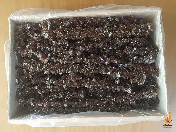 نبات قهوه ای نیشکر