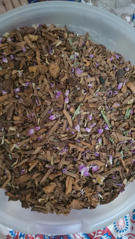 چای هشت میوه اعلا