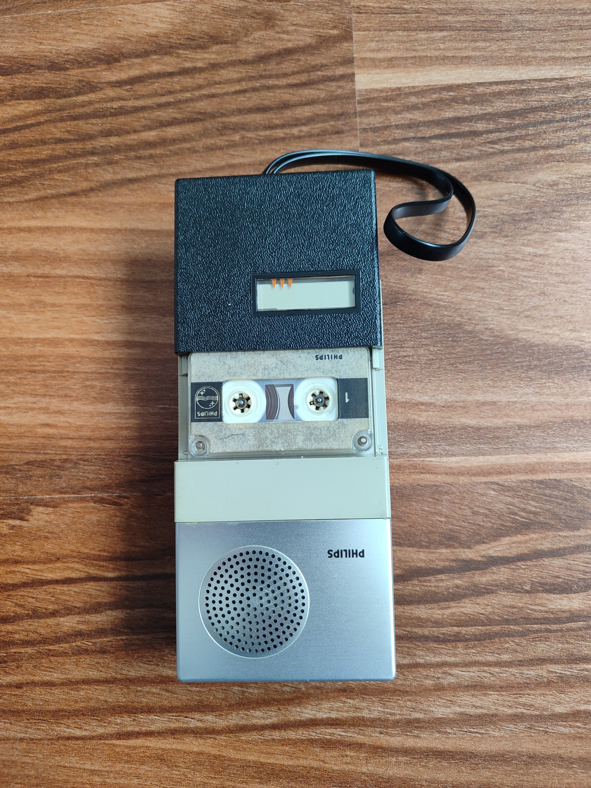 ظبط خبرنگاری فیلیپس نو و آک