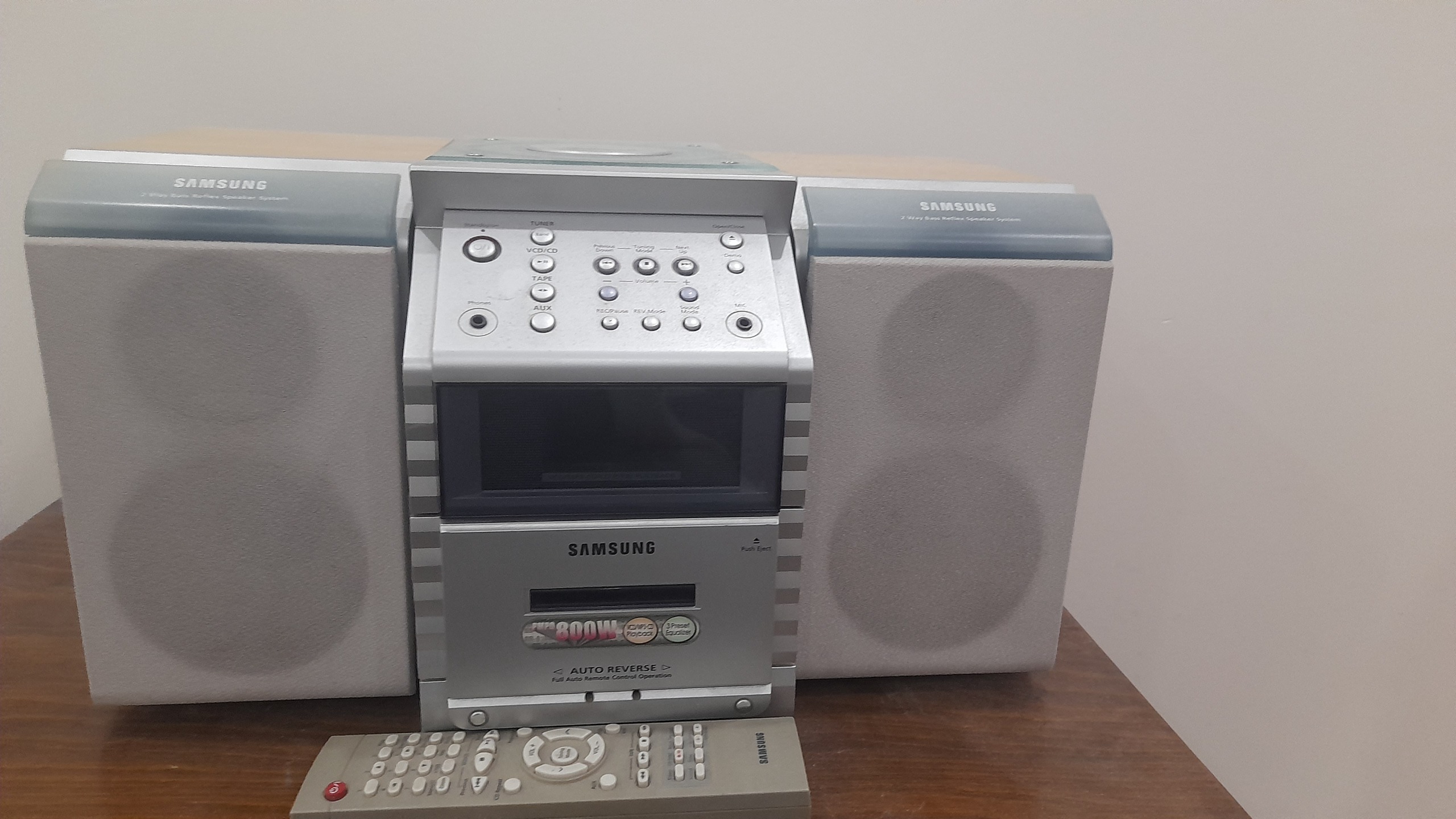 ضبط و سی دی پلیر،آیو ایکس