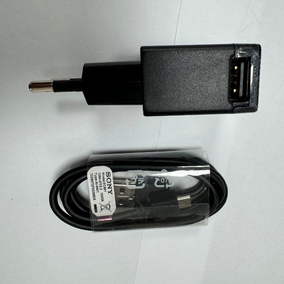 کله شارژ سونی اورجینال با کابل شارژ اصلی