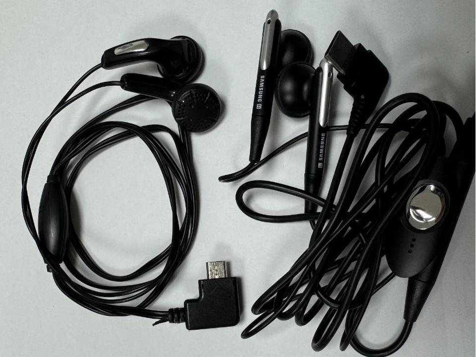 پک دو عددی هندزفری سامسونگ / اصلی- نو
