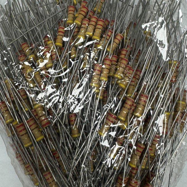 مقاومت 220 اهم 1/2 وات . مالزی _ تایوان