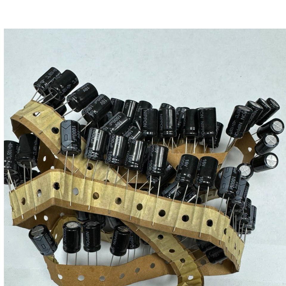 خازن الکترولیتی1000میکروفاراد16ولت ژاپن