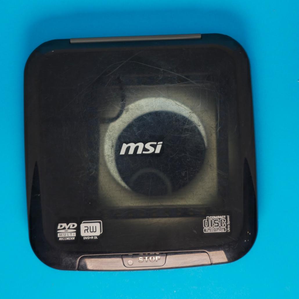2عدد دی وی دی رایتر MSI مدل UO882