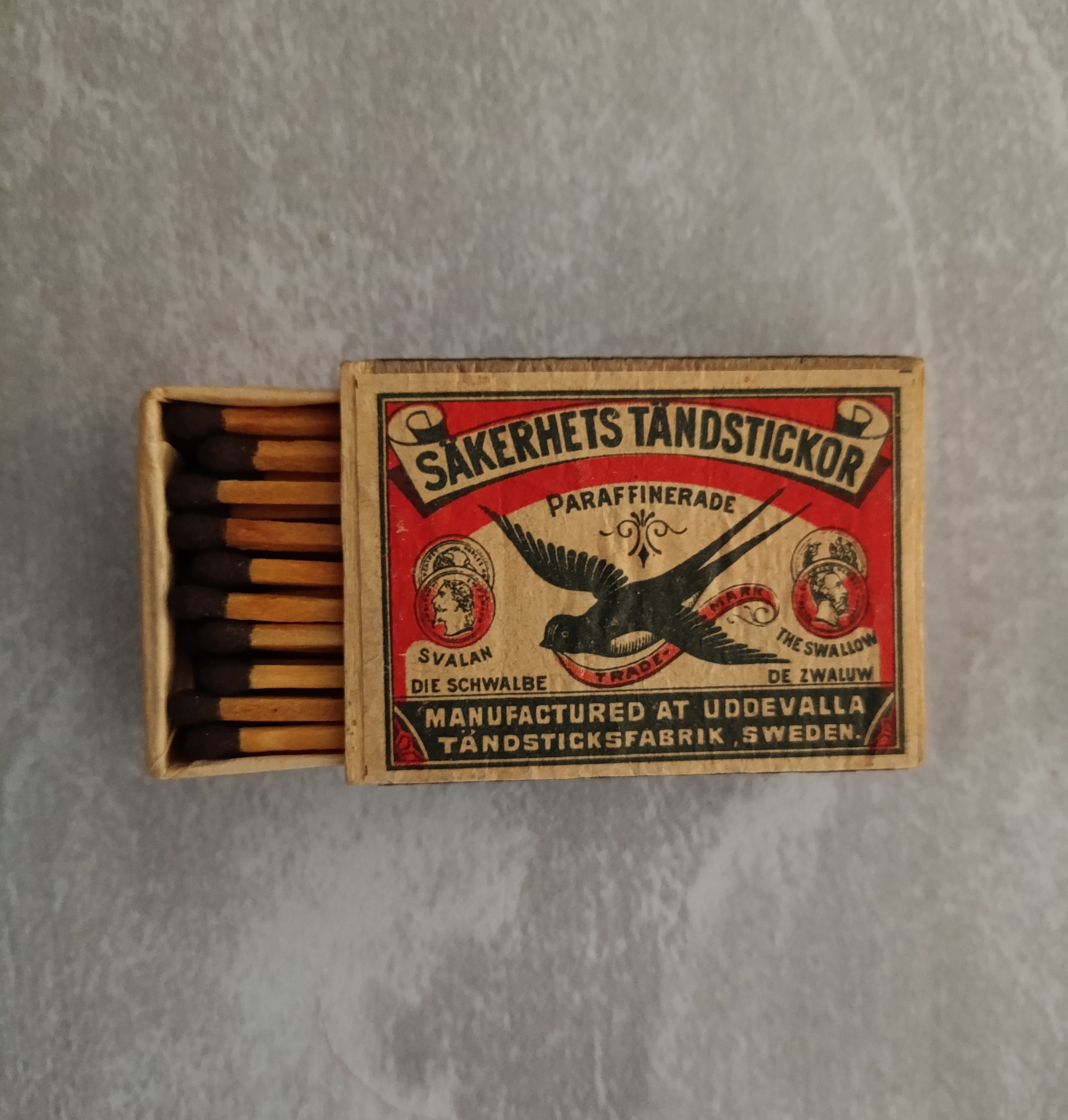 کبریت قدیمی چوبی سوئدی