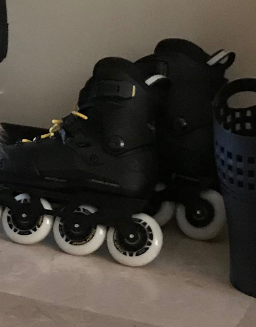 اسکیت رولر بلید