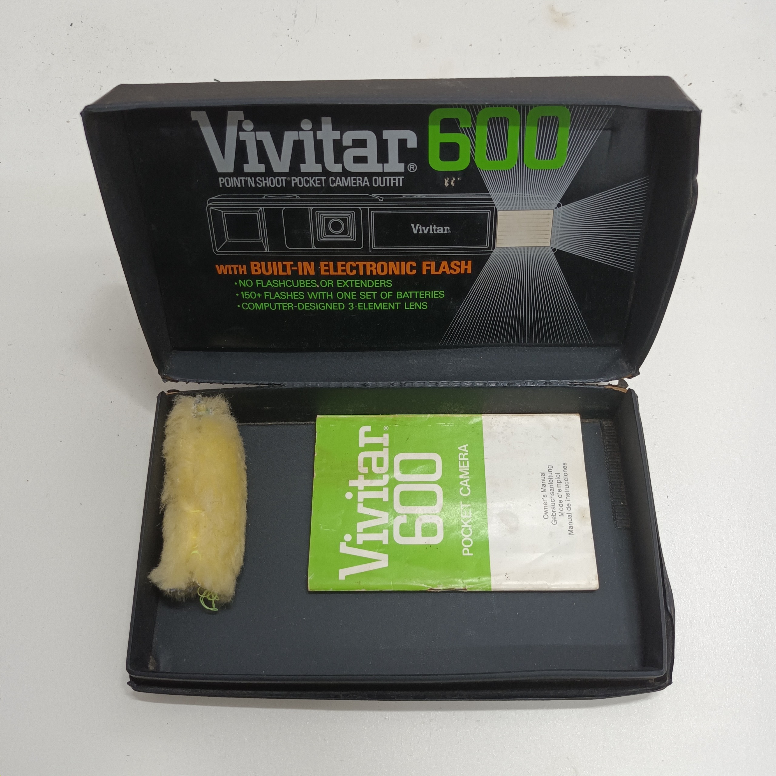 کارتن و دفترچه دوربین قدیمی Vivitar 600