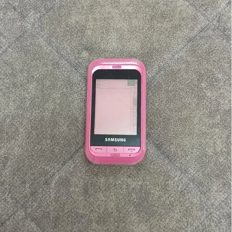 شاسی و قاب صورتی گوشی سامسونگ احتمالاً GT-C3300