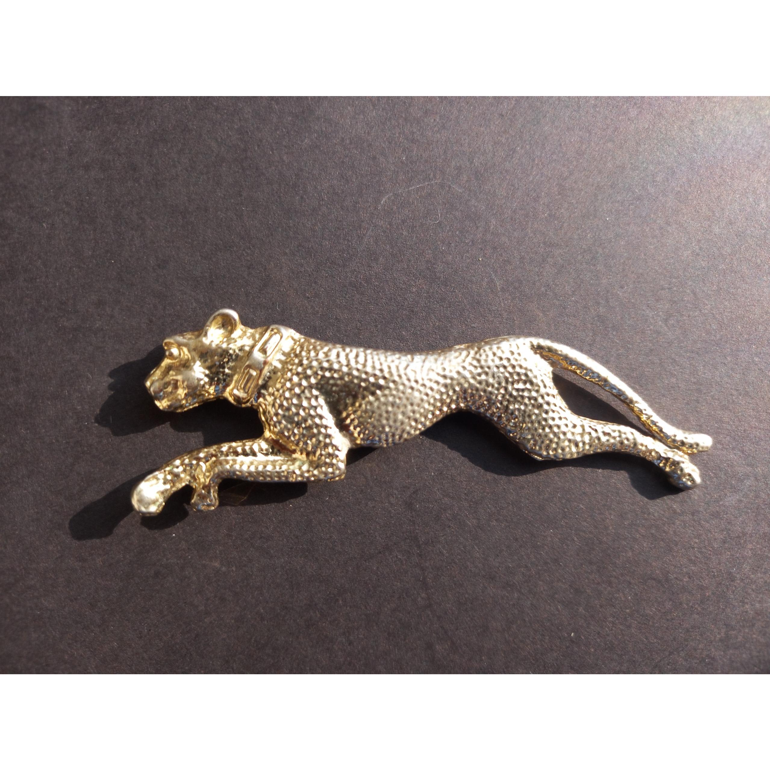 آرم فلزی زیبا