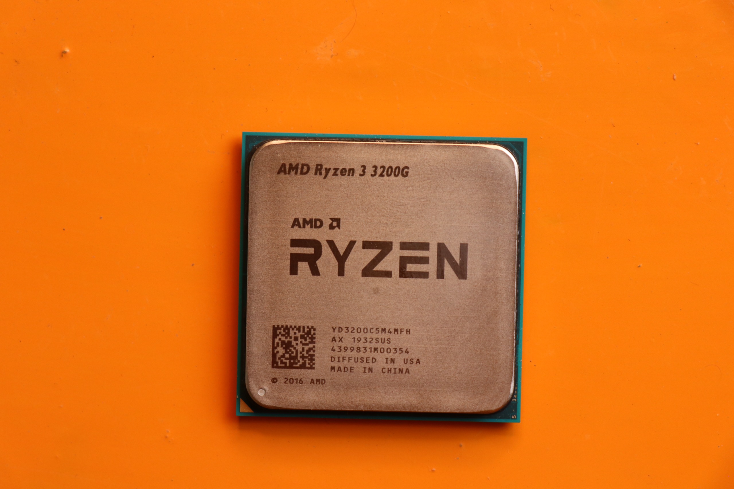 سی پی یو قدرتمند AMD Ryzen 3 3200G