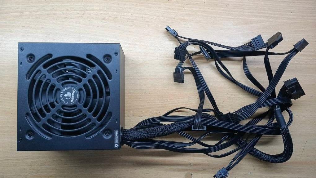 پاور 450 وات گرین مدل GP450A-ECO REV 3.1