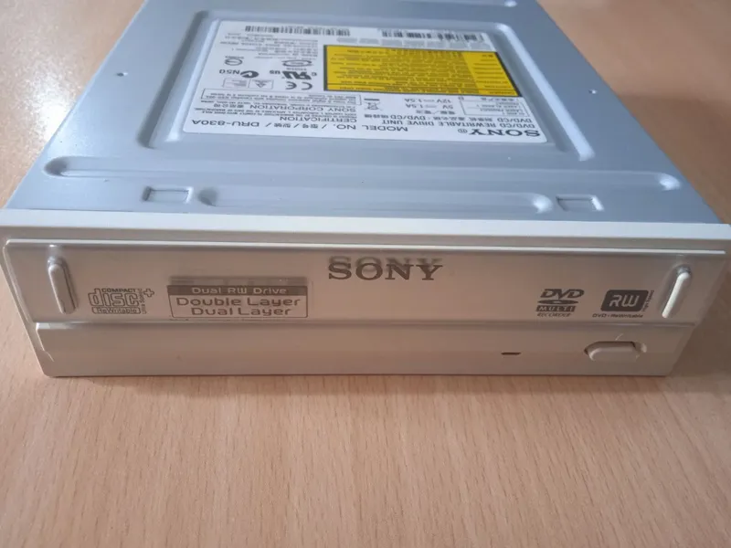 دی وی دی رایتر سونیIDE- توضیحات دارد