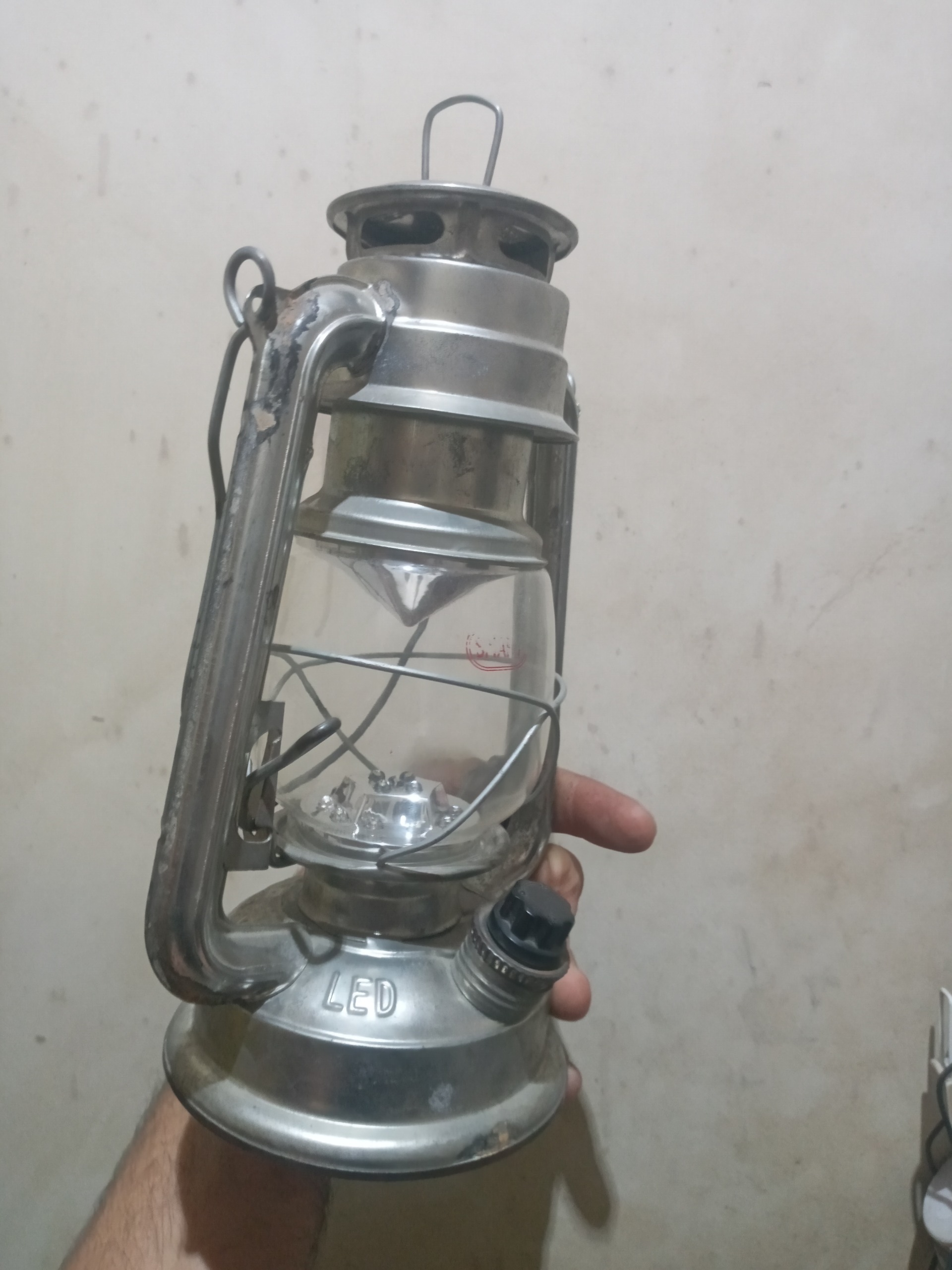 چراغ فانوس قدیمی