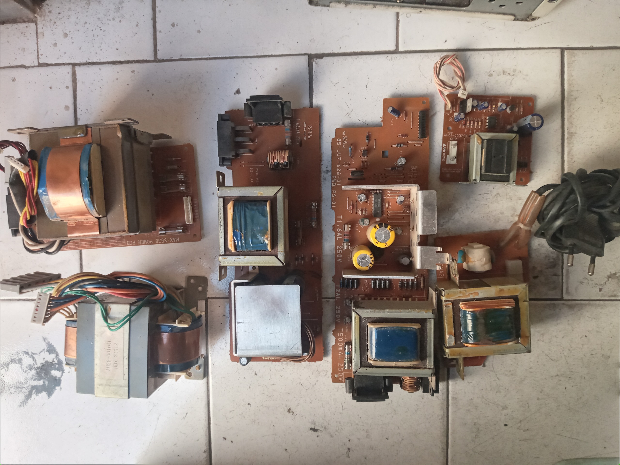 سوچینگ پاور یاتبدیل220به12