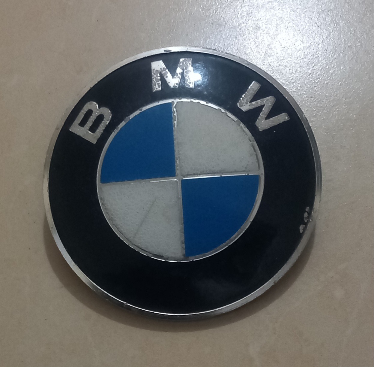 آرم BMW قدیمی