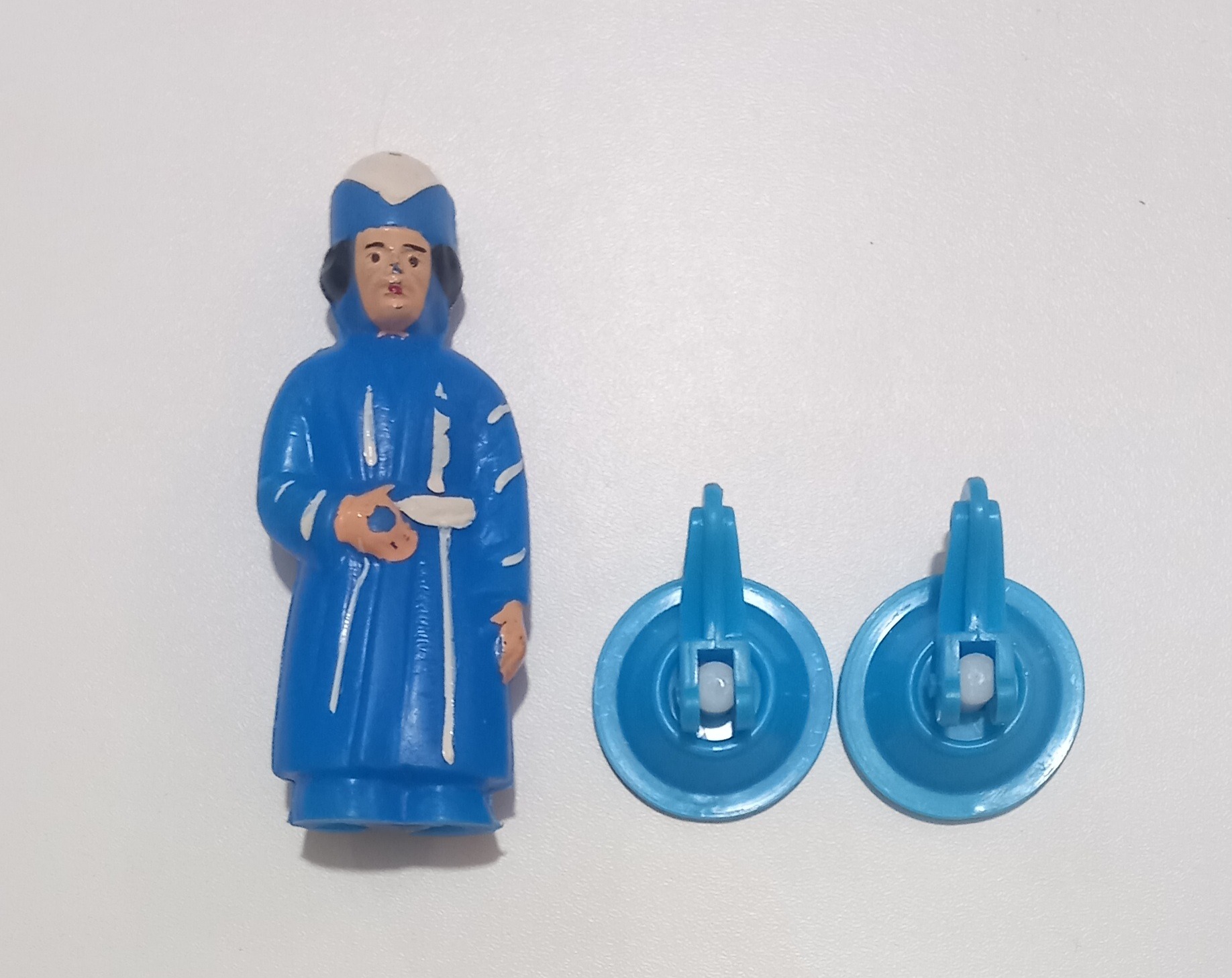 نمکدان و آویز اشپزخونه دهه 60