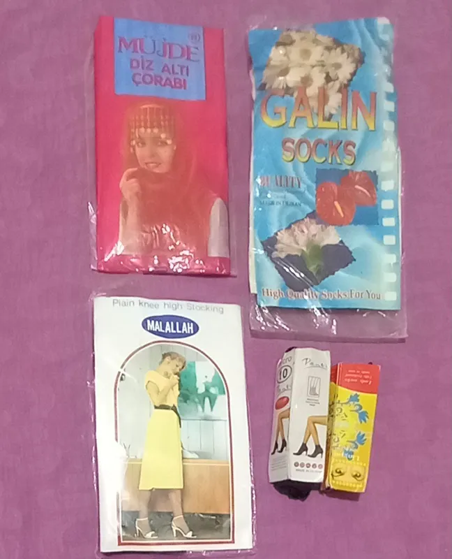 5 جفت جوراب زنانه قدیمی از مارکهای متفاوت