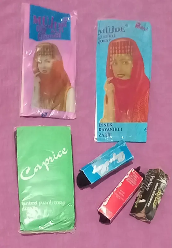 6جفت جوراب زنانه قدیمی مارکها متفاوت