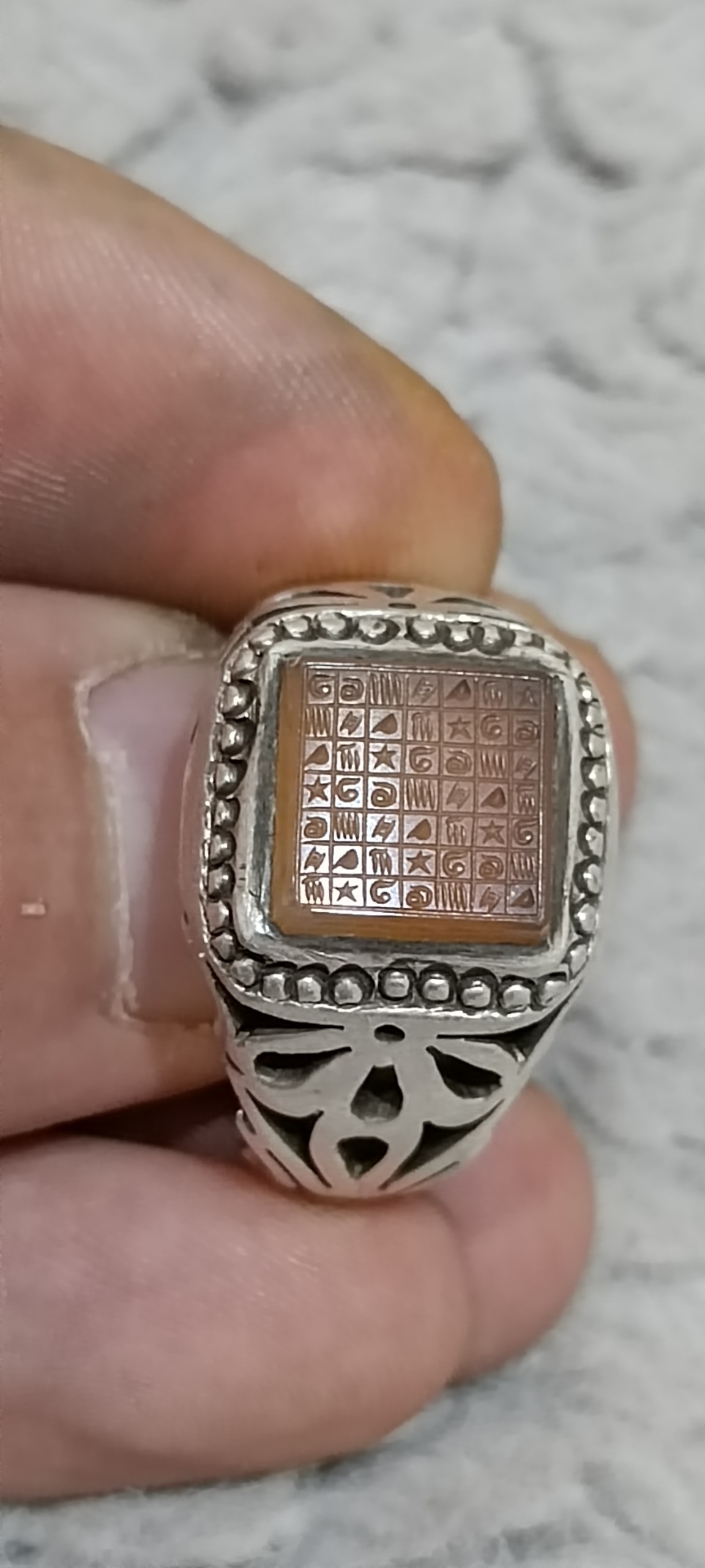 انگشتر خطی دست خط استاد ضابطی