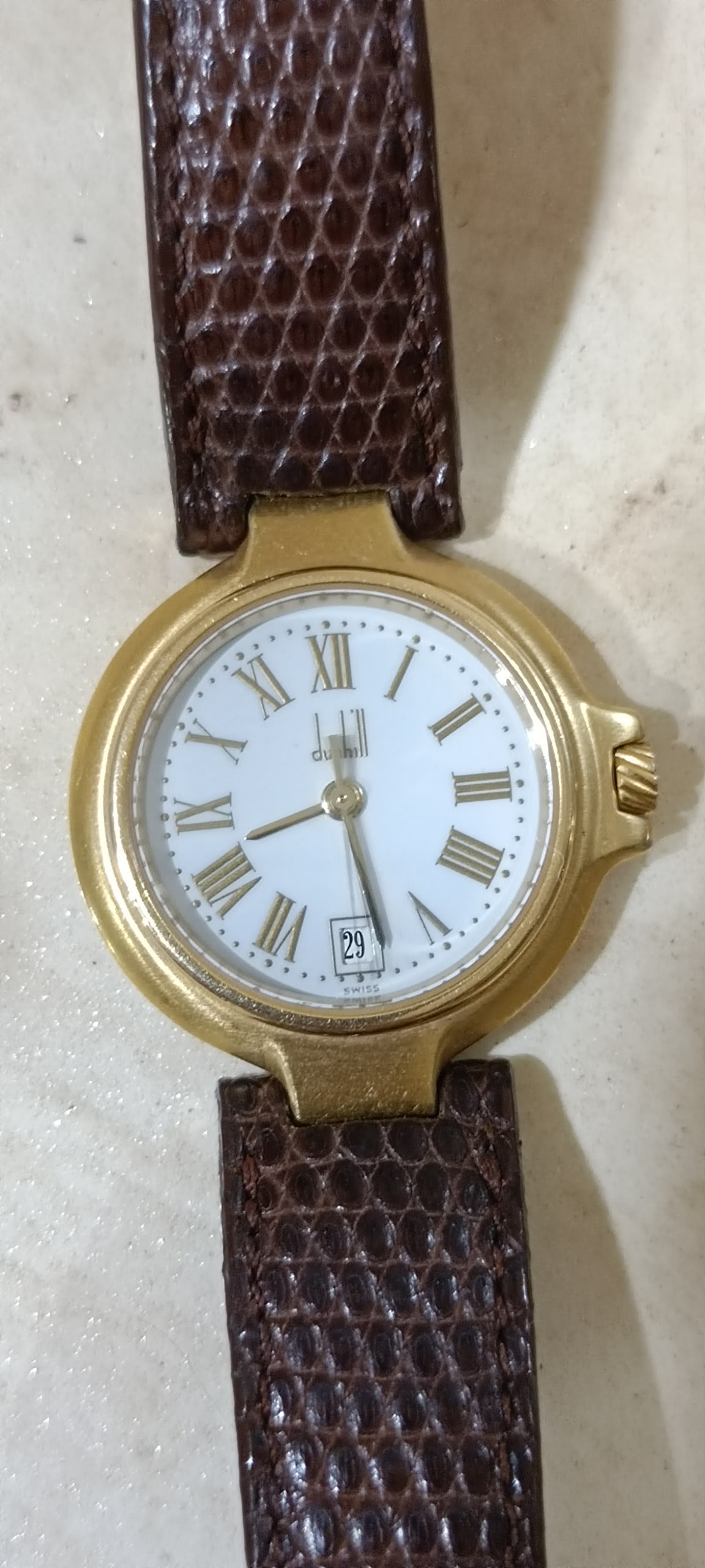 ساعت نیم طلای دانهیل اصل سوئیس