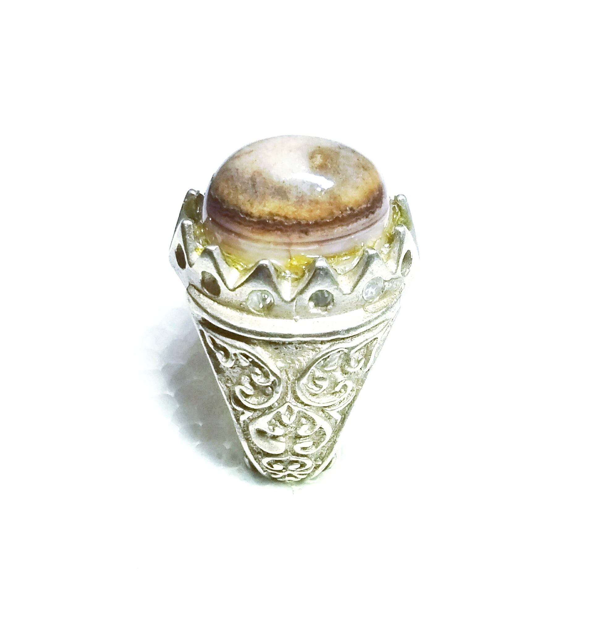 انگشتر فوق زیبای عقیق سه پوست