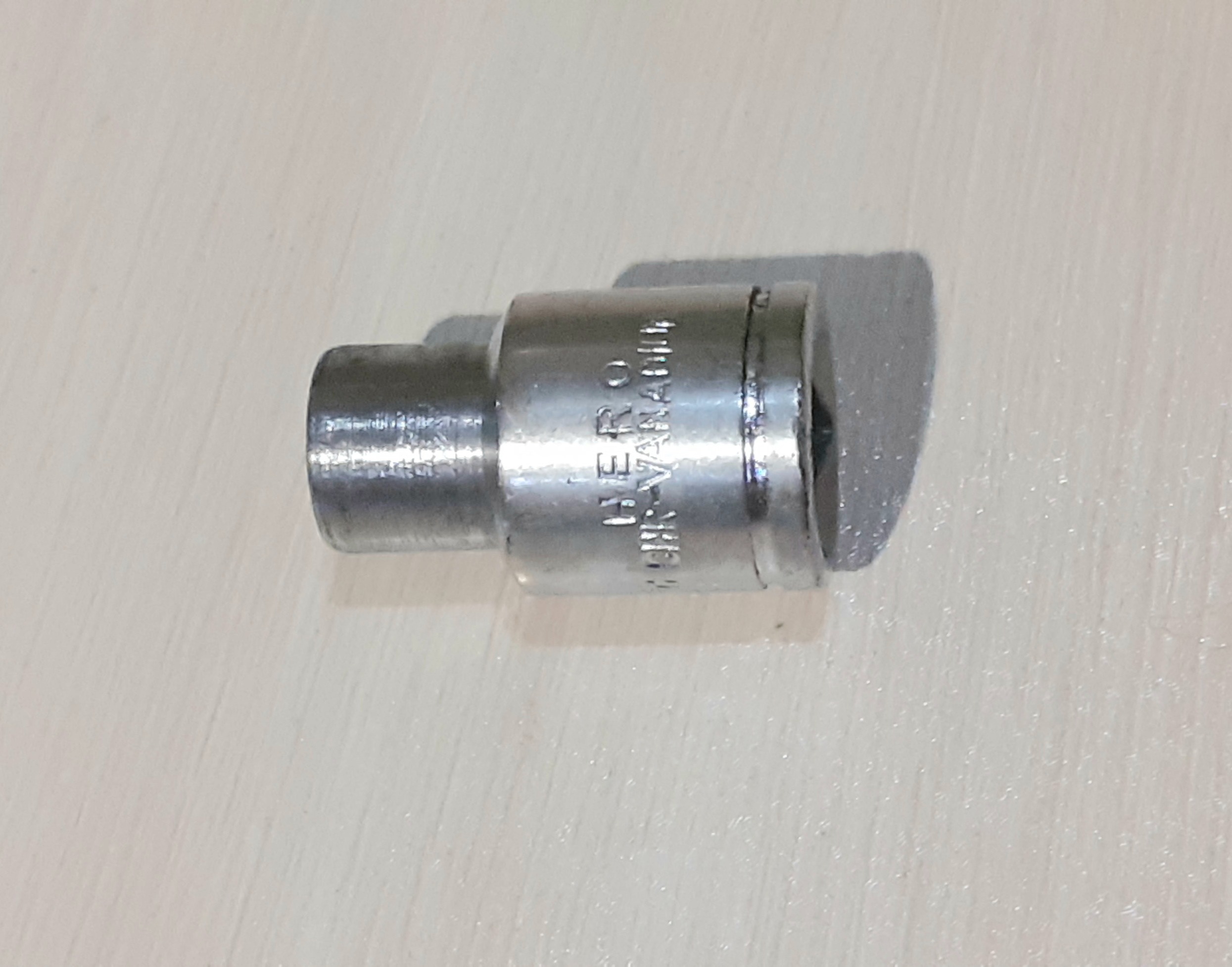 بکس 12پر هیرو HERO ژاپن 1/2 شماره 11 میلیمتر