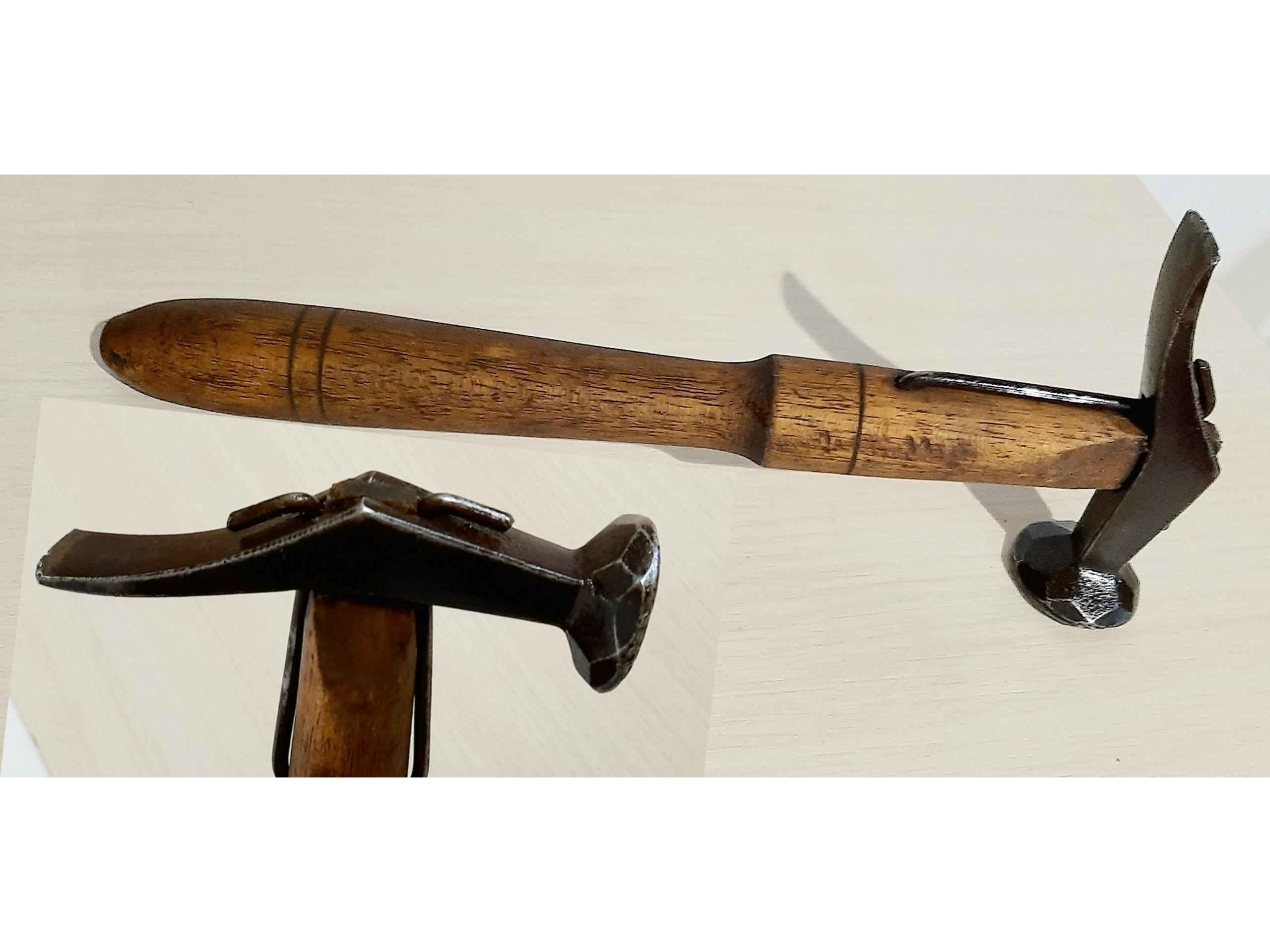 چکش کفاشی چرم دوزی فولادی و قدیمی