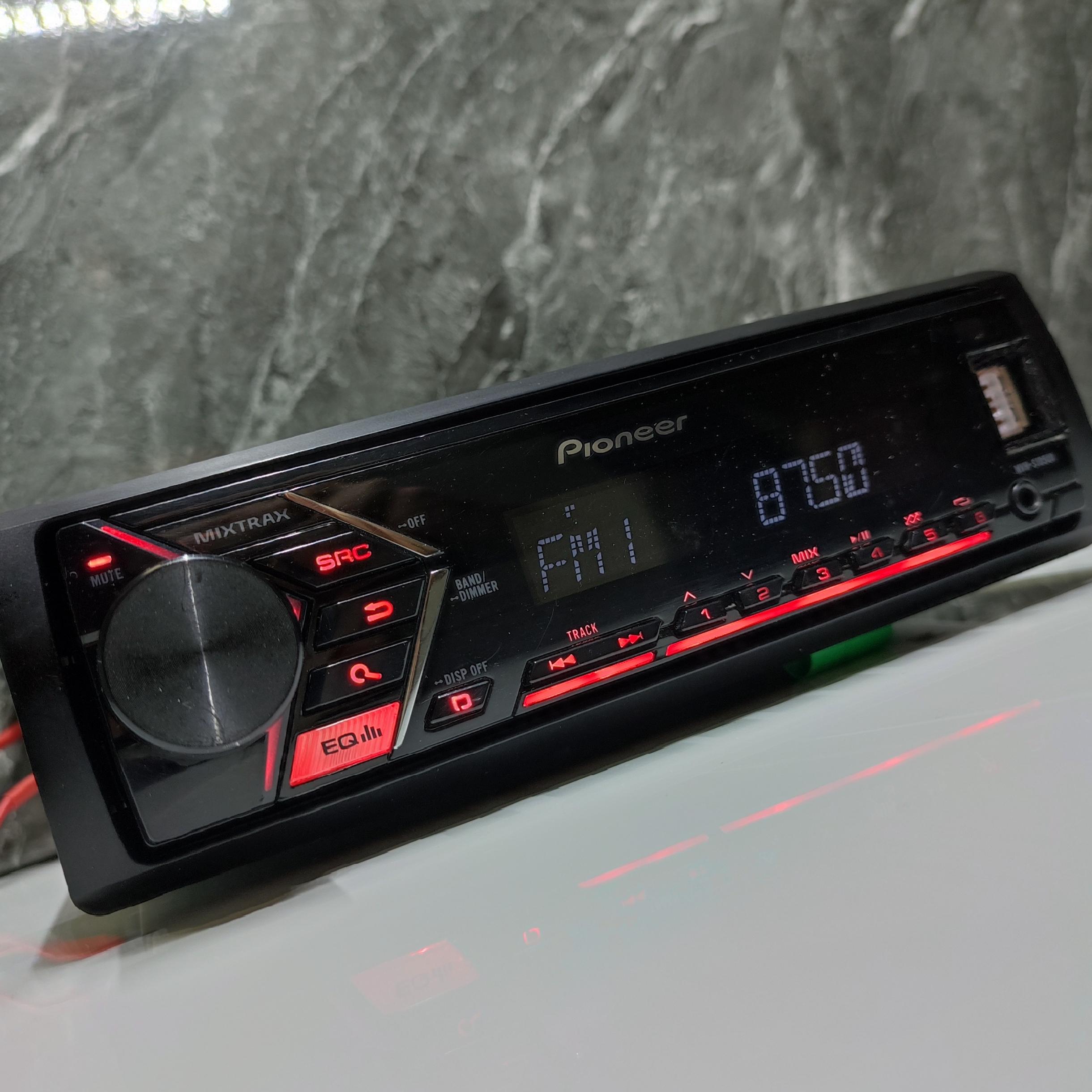 ضبط خودرو پایونیر MVH_S105UI