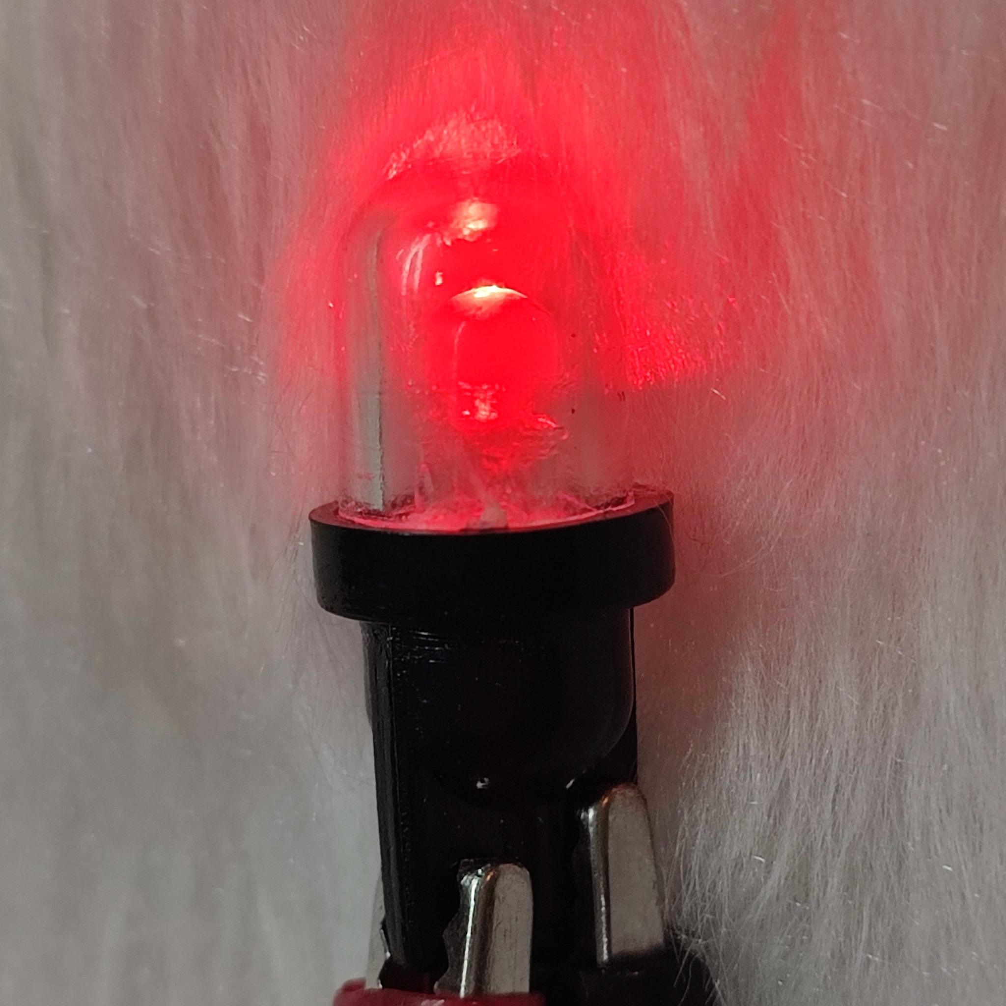 لامپ 12ولت 3وات رنگ قرمز LED بسته 4 عددی