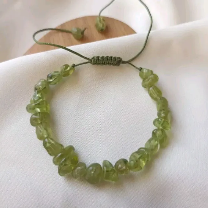 دستبند زبرجد طبیعی پرخاصیت و بسیار زیبا