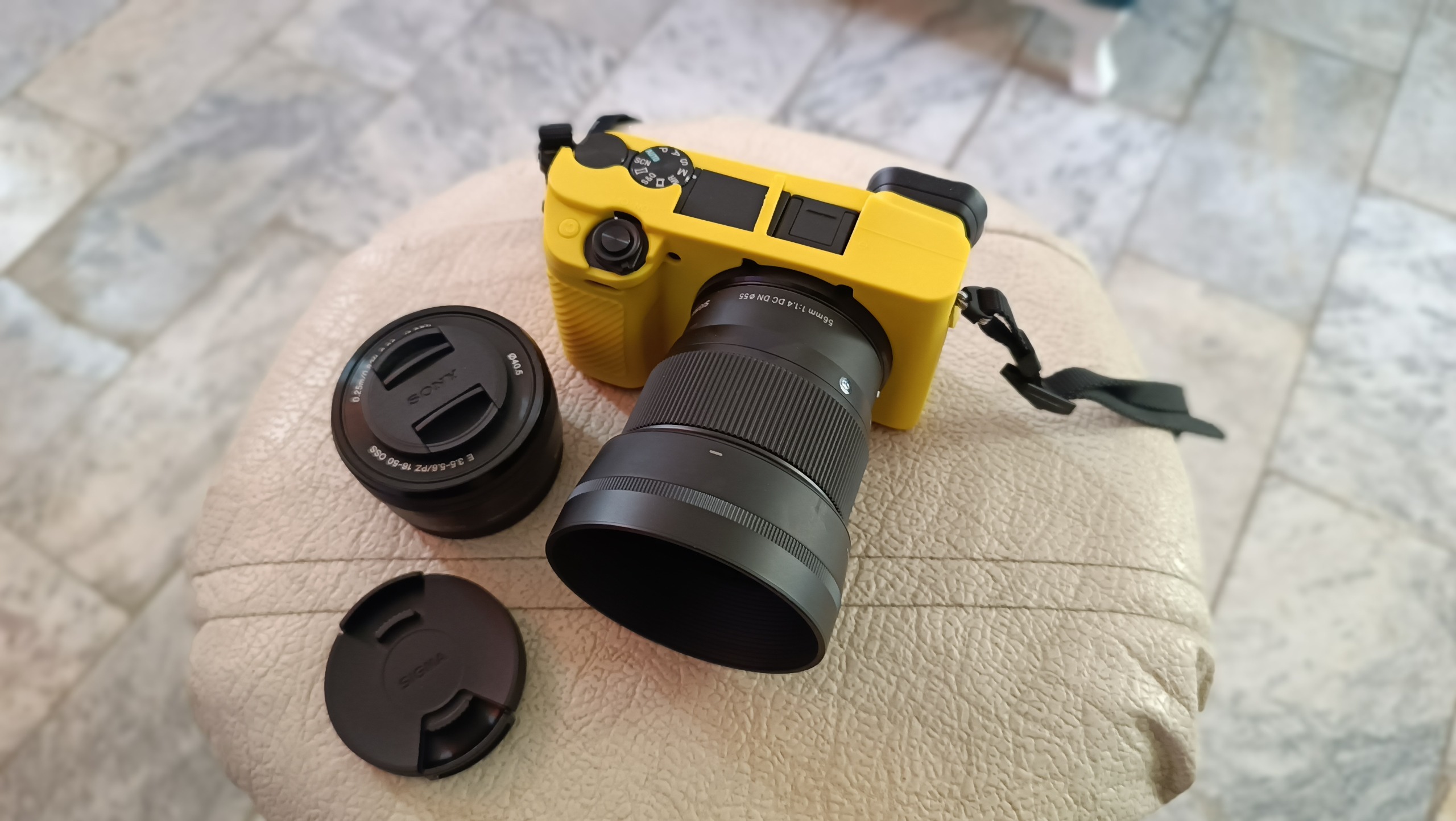 دوربین عکاسی و فیلم برداری sony alpha 6400