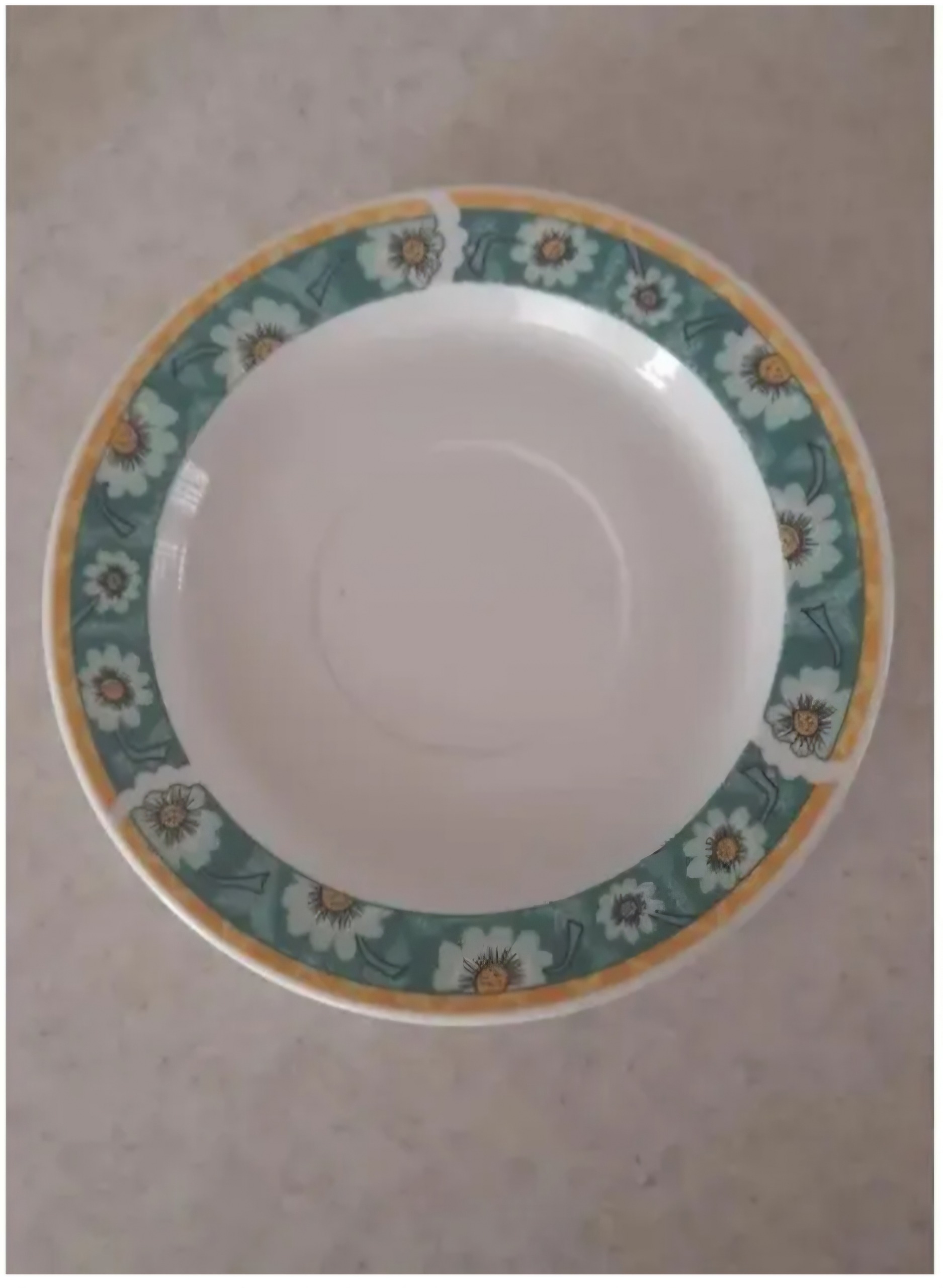 نعلبکی قدیمی خارجی