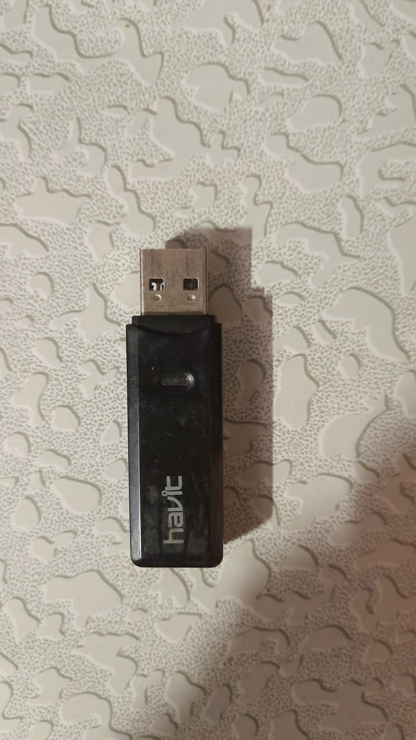 مشخصات فنی کارت خوان USB3 0 هویت مدل HV C304