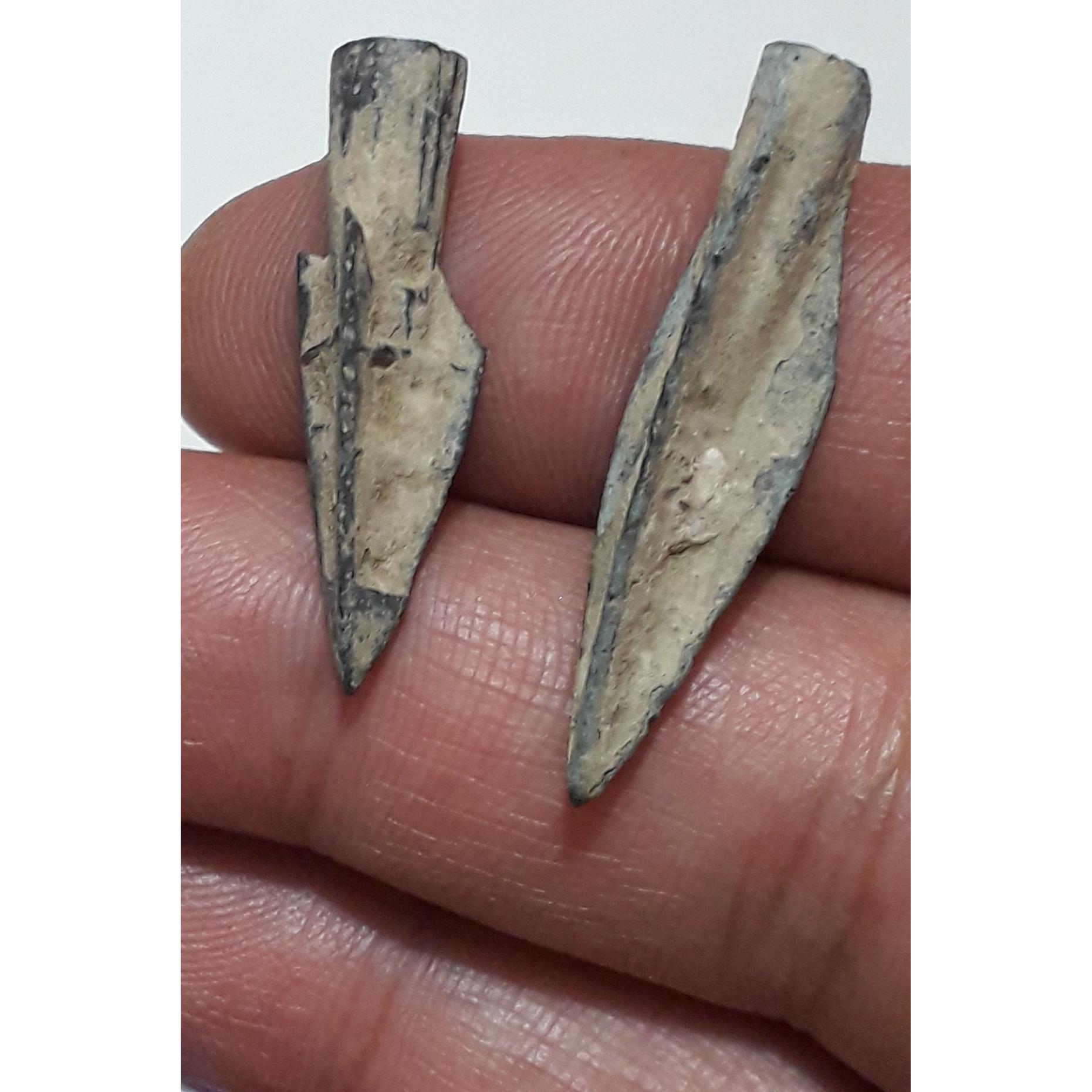 جفت ابزار جنگی قدیمی