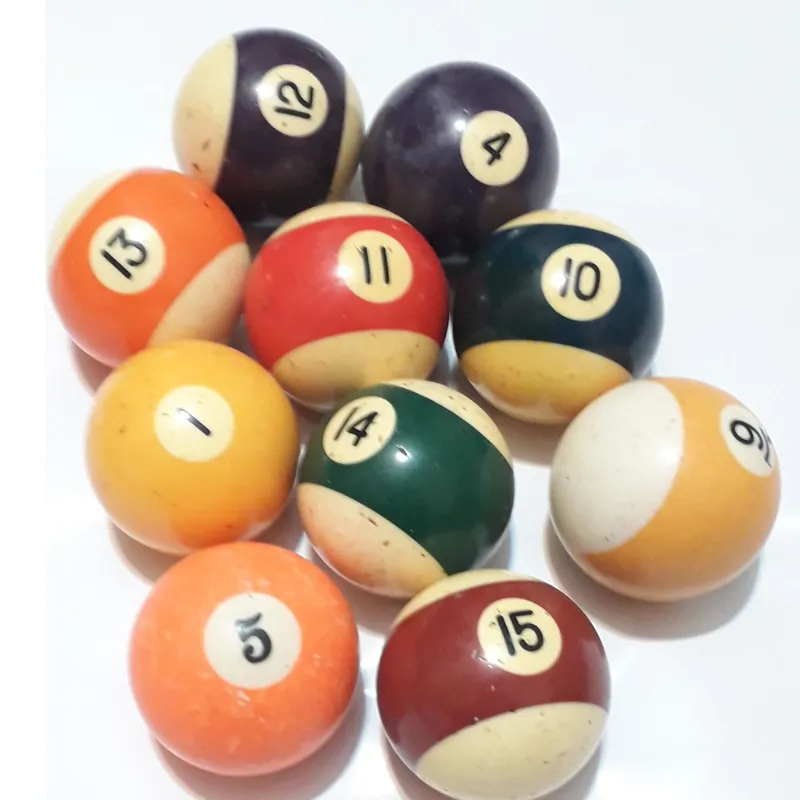 ده عدد توپ بیلیارد قدیمی با وزن استاندارد توضیحات