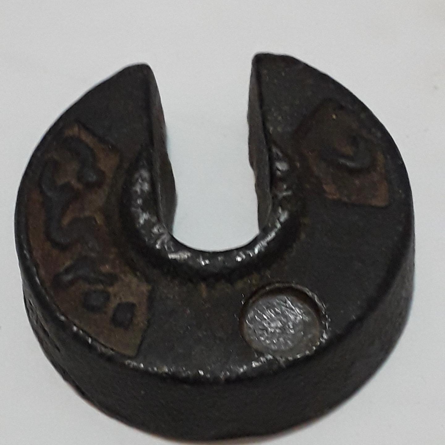سنگ وزنه باسکول قدیمی 200 گرمی